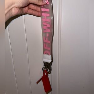 OFF WHITE KEYCHAIN